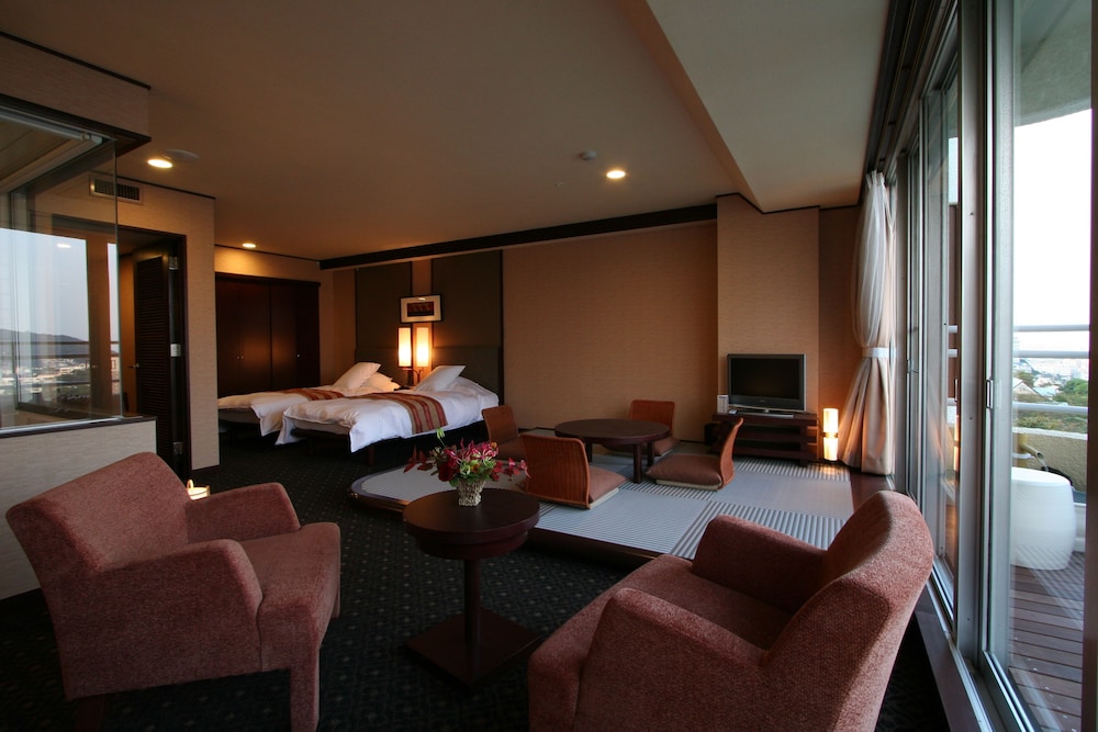 Garden Suite with Sea View, Non Smoking photo 2
