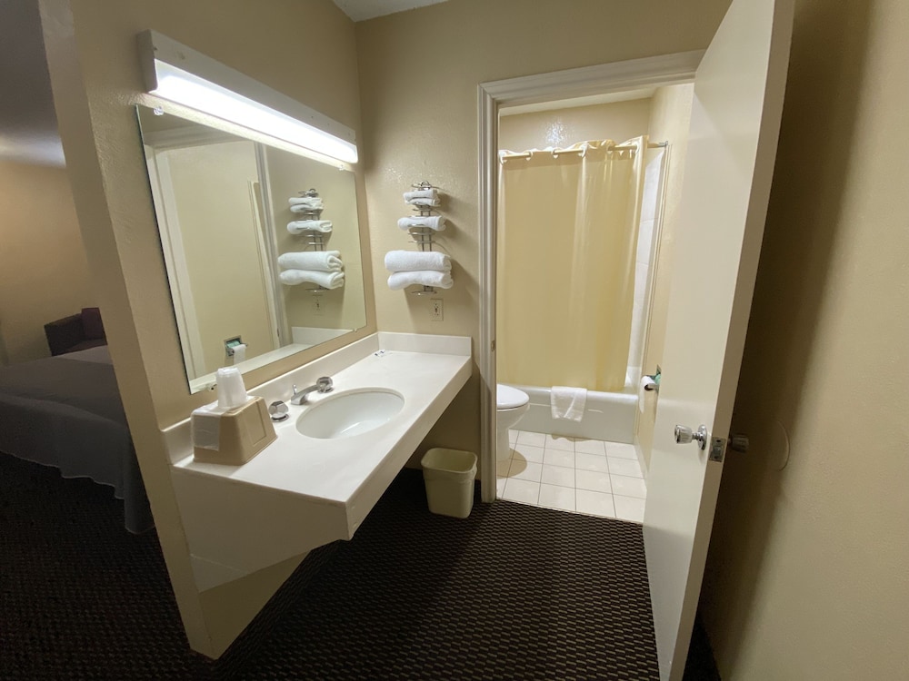 Double Room - Photo 3