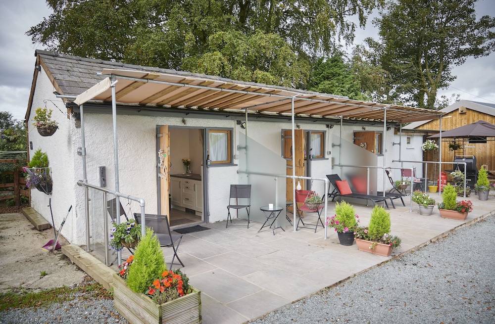 Traditional Cabin, Ensuite, Courtyard View (Stable ) photo 1