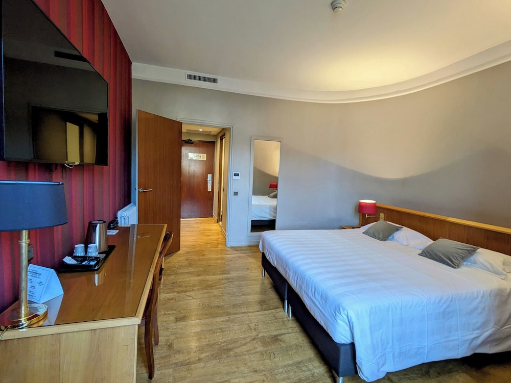 Privilege Double Room - Photo 16
