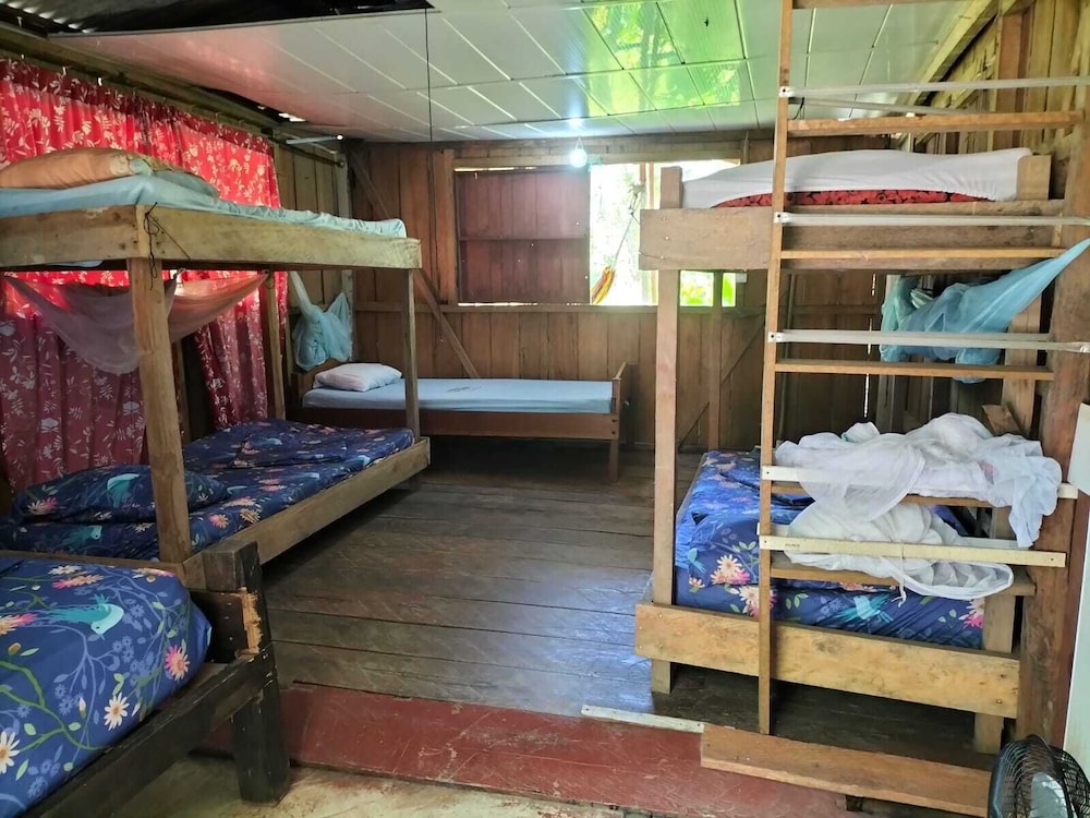 Basic Shared Dormitory, Mixed Dorm, Balcony, Garden View photo 2