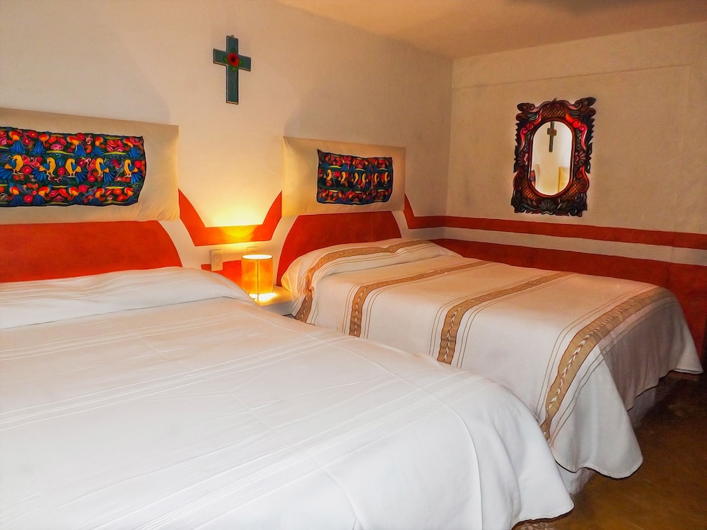 Standard Room, 2 Double Beds photo 2