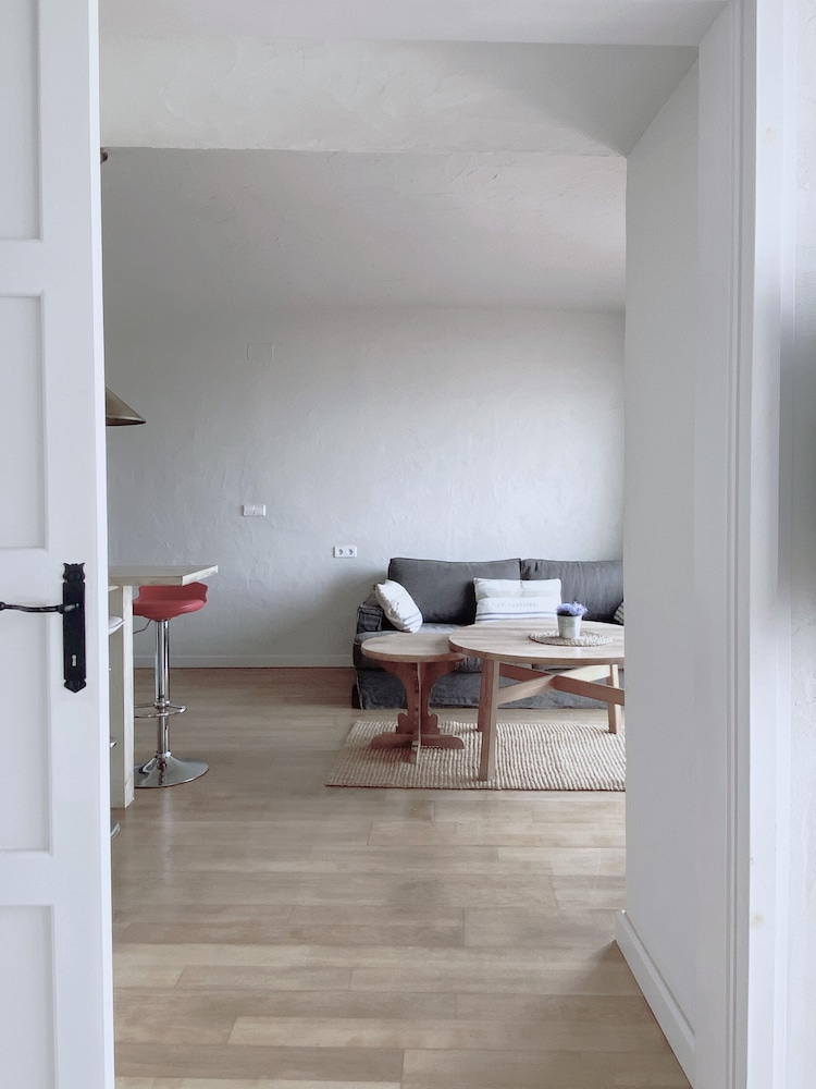 Apartamento Básico, 2 Habitaciones, Terraza, Vista al Mar (88)