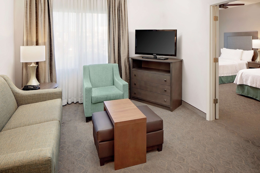 Suite, 2 Double Beds, Accessible, Bathtub (Mobility & Hearing) photo 1