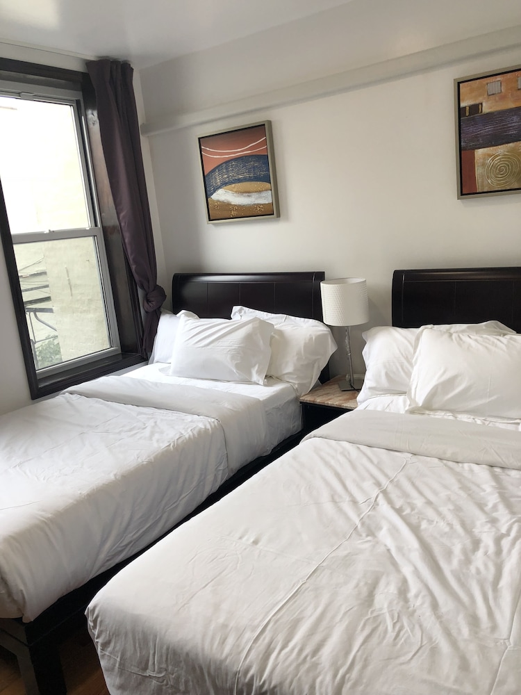Deluxe Room, 2 Double Beds, Non Smoking, City View photo 1