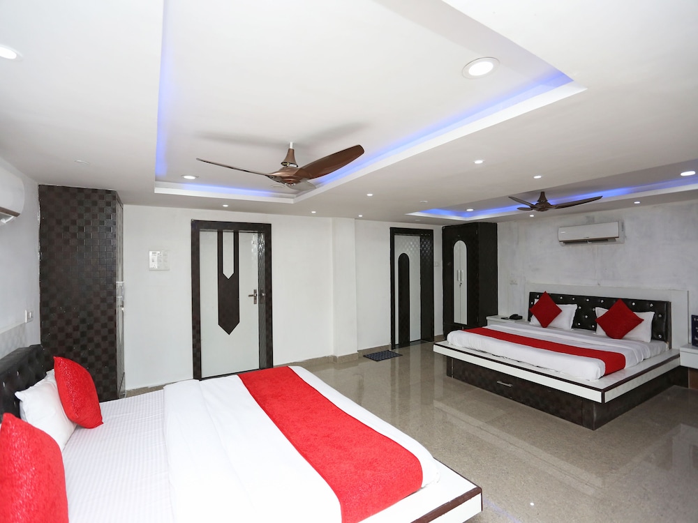 Deluxe Double Or Twin Room, 1 King Bed photo 3
