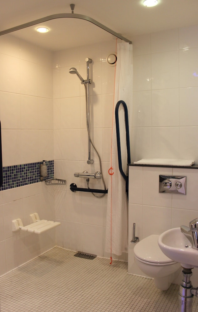 Holiday Inn Express Cardiff Airport, um Hotel IHG, Fotografia 3