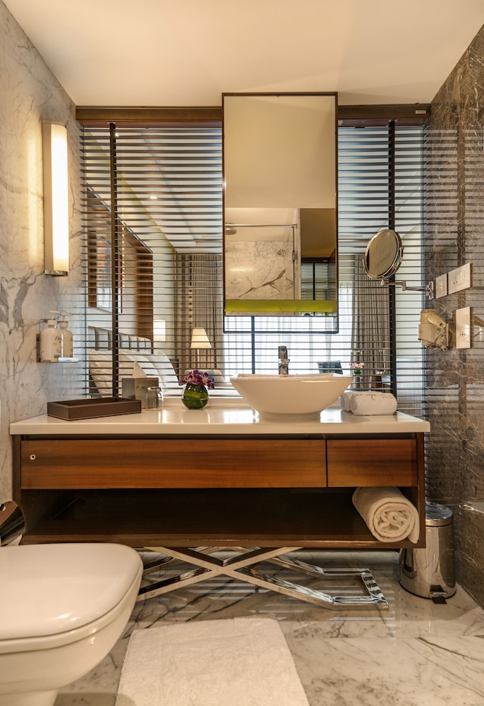 Suite - Photo 2