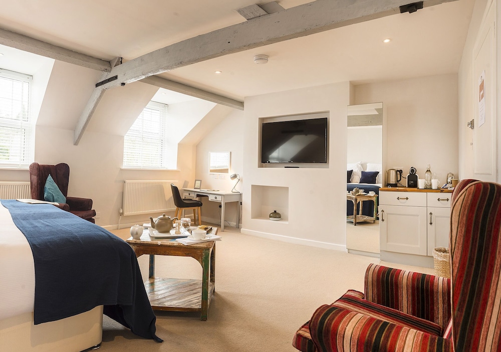 Superior Double Room, Ensuite (The Loft) photo 3