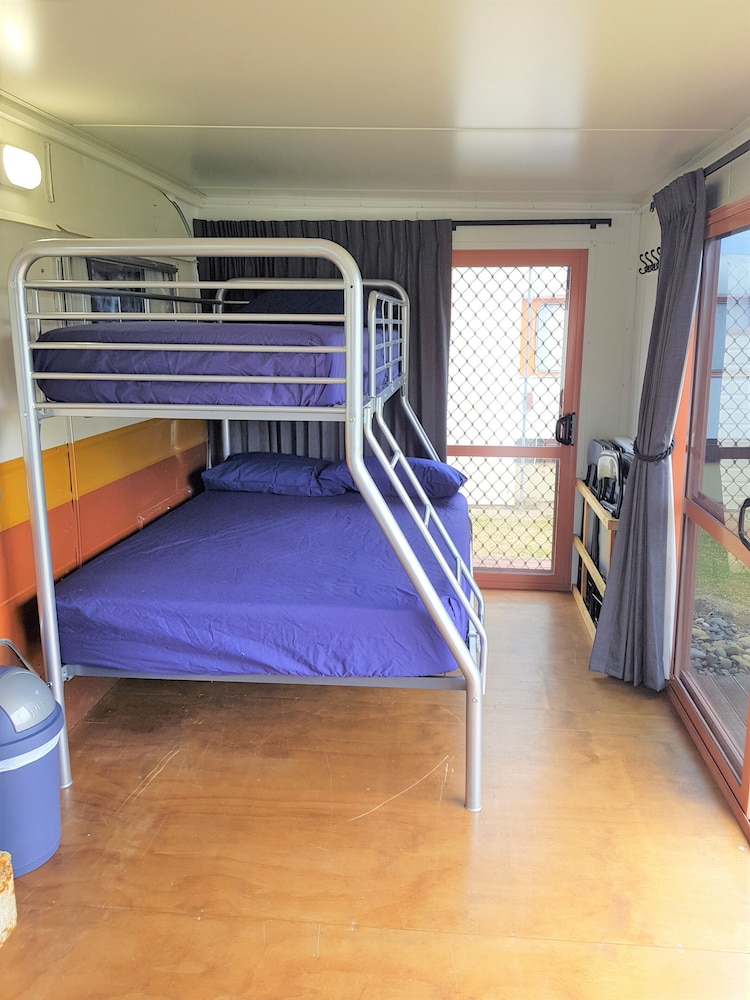 Classic Mobile Home, Courtyard View, No Linen Provided photo 3