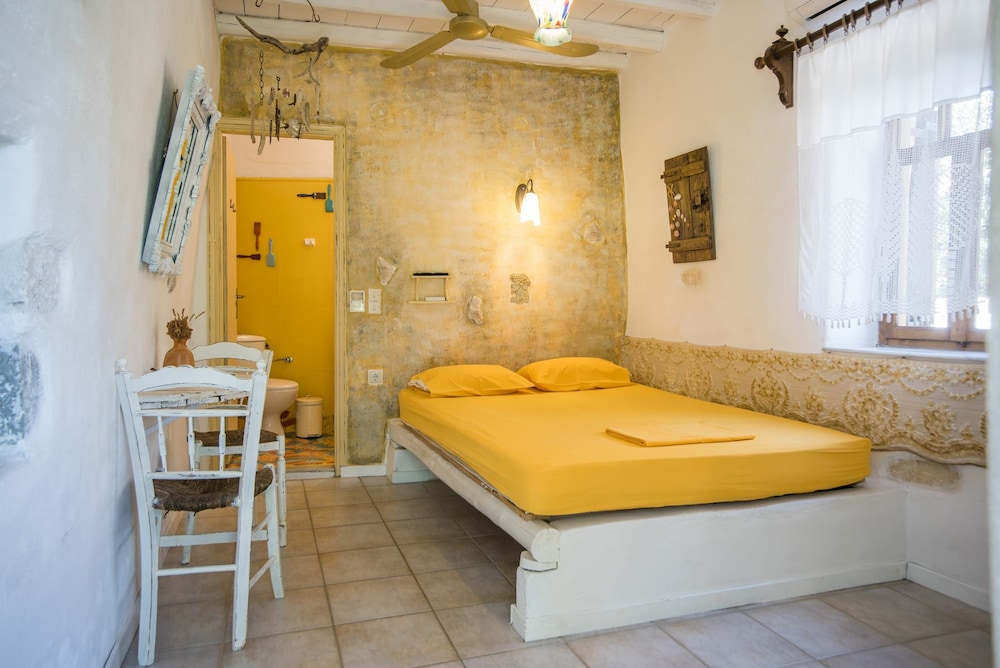 Double Room - Photo 4