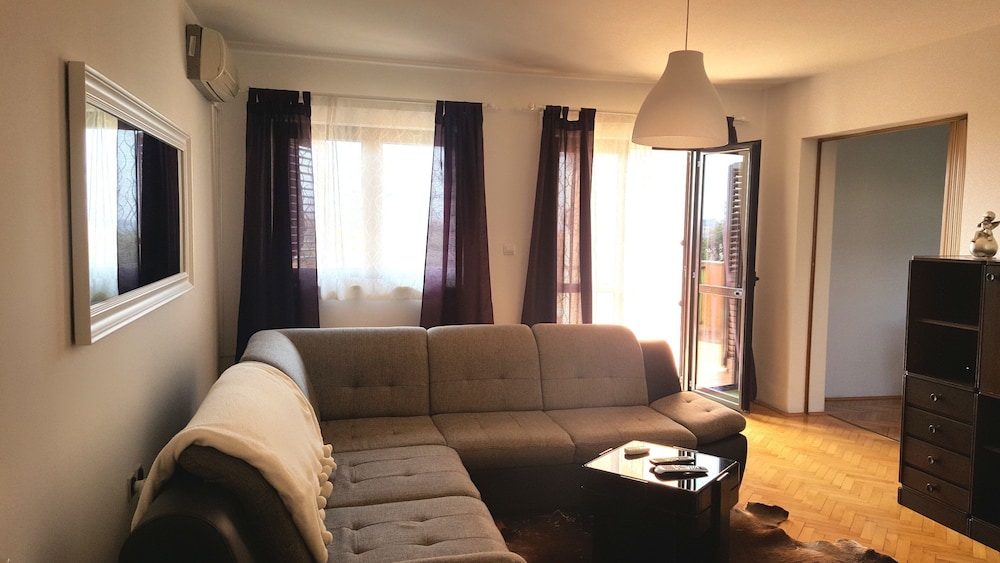Exclusive Apartment, 2 Bedrooms, Sea View