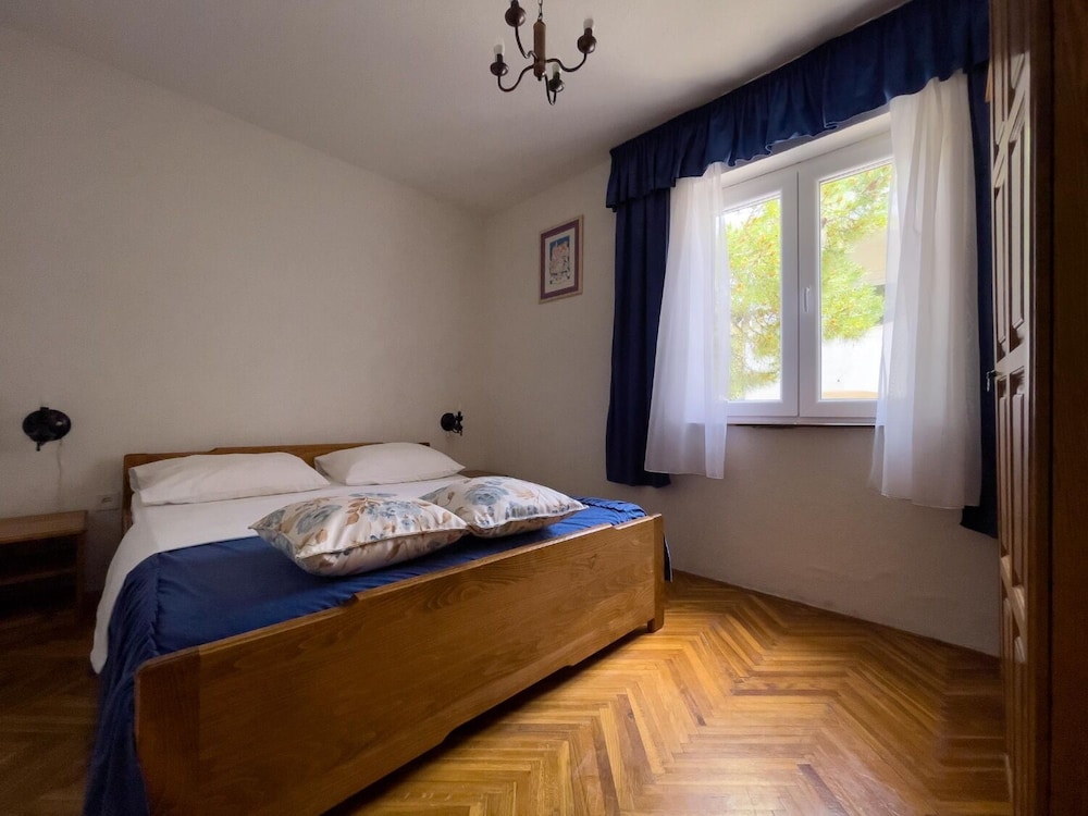 Apartment (Ante - comfortable & free parking - A) photo 2