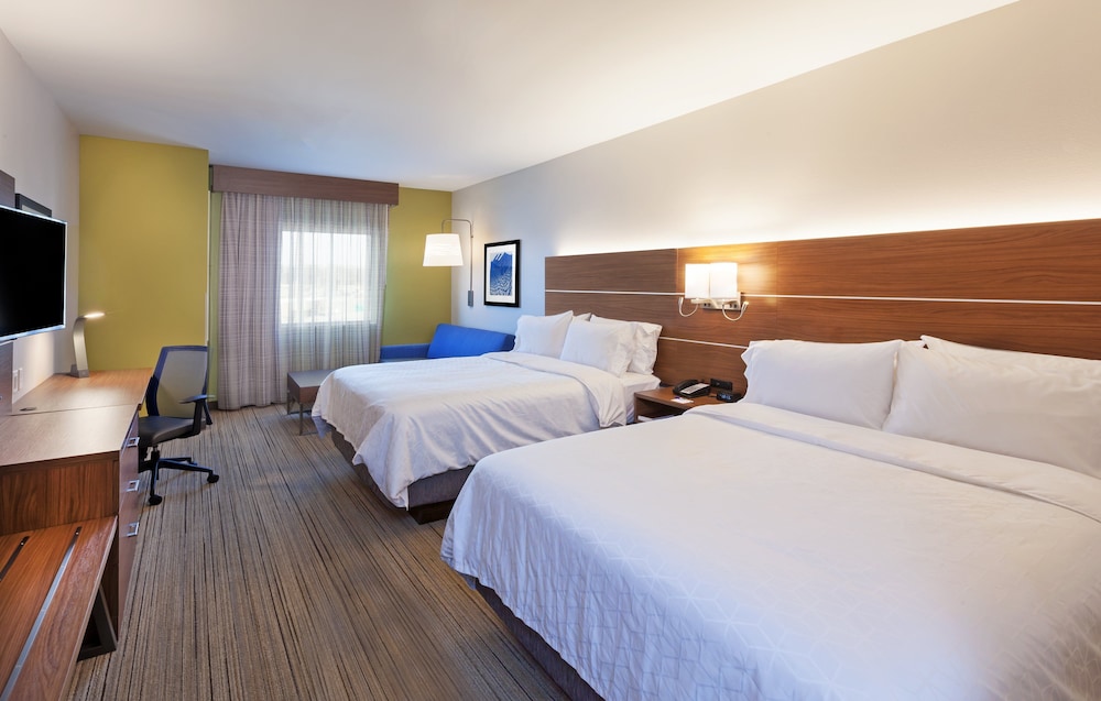 Suite, 2 Queen Beds, Accessible, Non Smoking (Hearing, Bathtub)