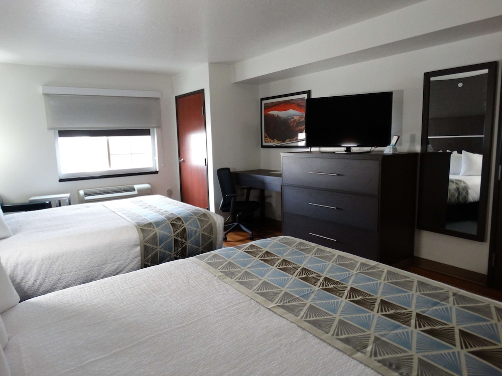 Standard Room, 2 Queen Beds, Non Smoking, Kitchen (Full Kitchen) photo 2