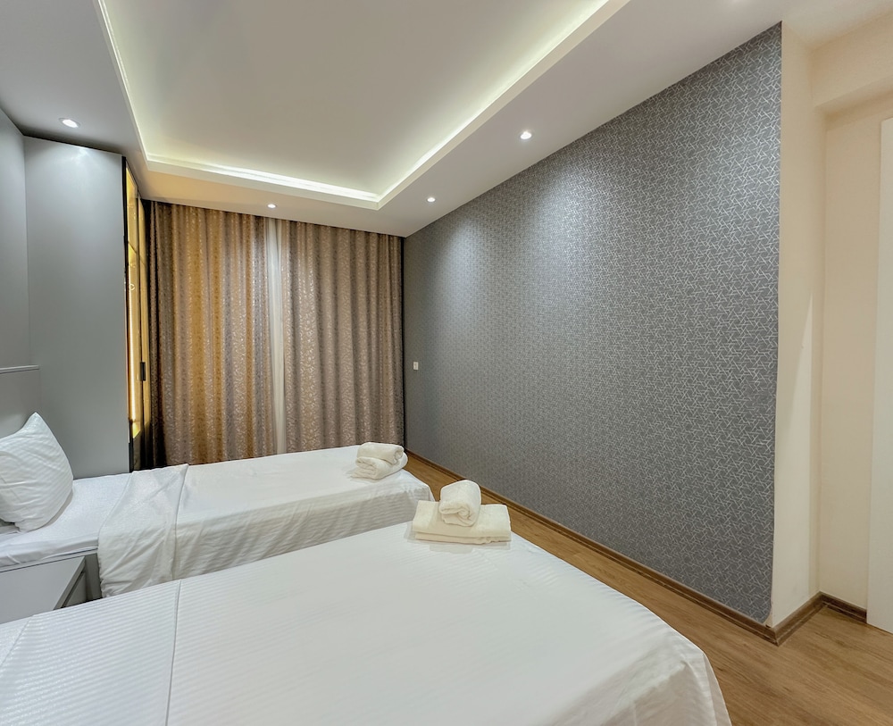 Deluxe Suite, 3 Bedrooms, Balcony, Resort View photo 1