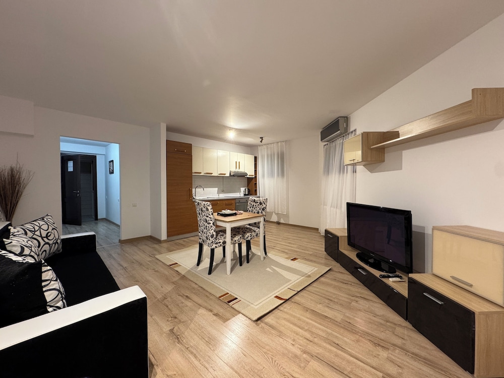 Basic Apartment