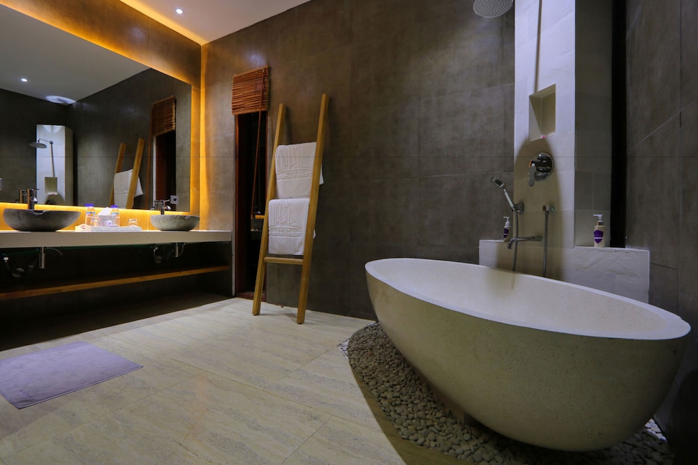 Villa with Ocean View - Water Sport Activities Included photo 3