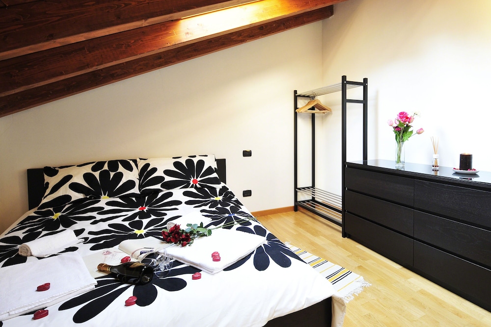 Family Apartment, 2 Bedrooms, Mountainside (Bellano Perla Apt. 7)