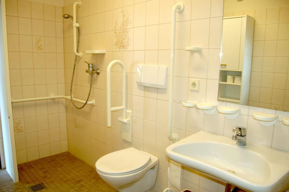 Quadruple Room, Shared Bathroom photo 3