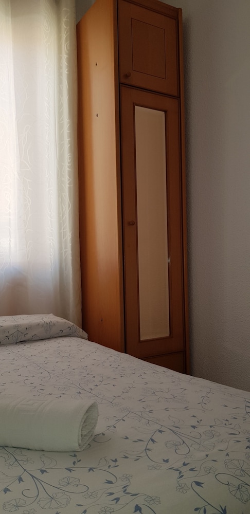 Basic Double Room photo 3