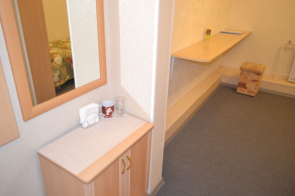 Economy Single Room, No Windows photo 2
