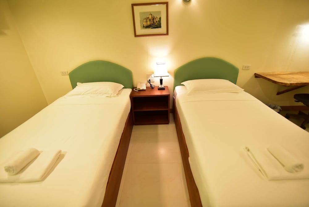 Standard Twin Room photo 1