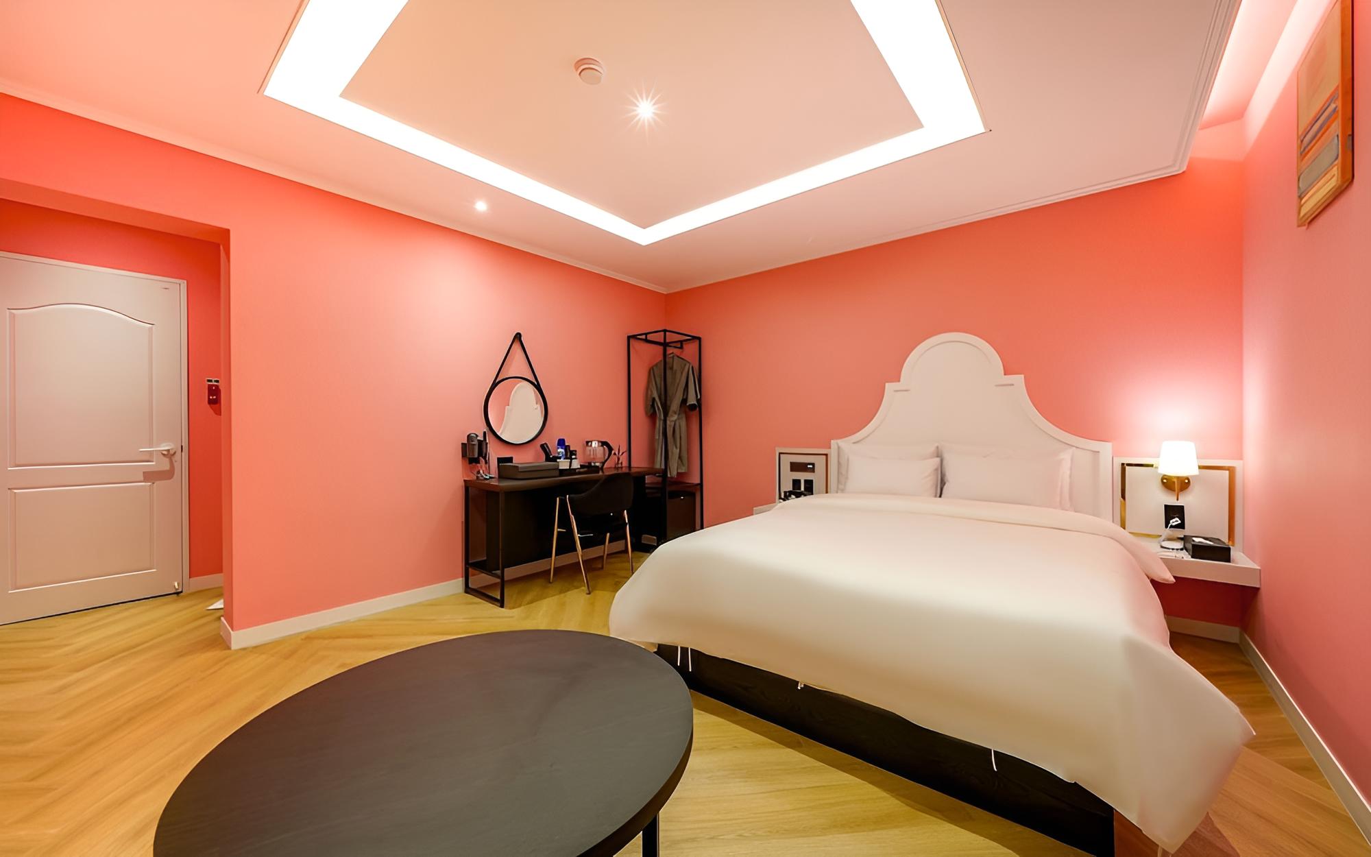 Room (Standard room) - Photo 10
