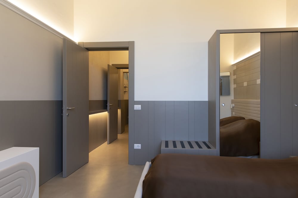 Premium Condo photo 3