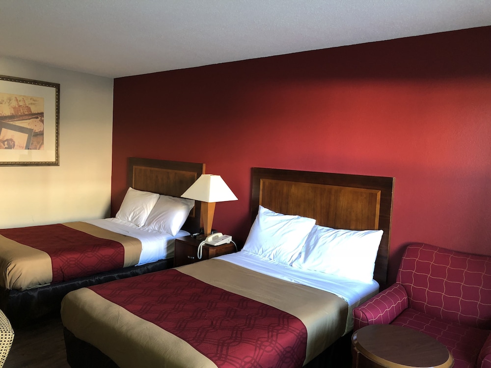 Standard Room, 2 Double Beds, Non Smoking - Photo 3