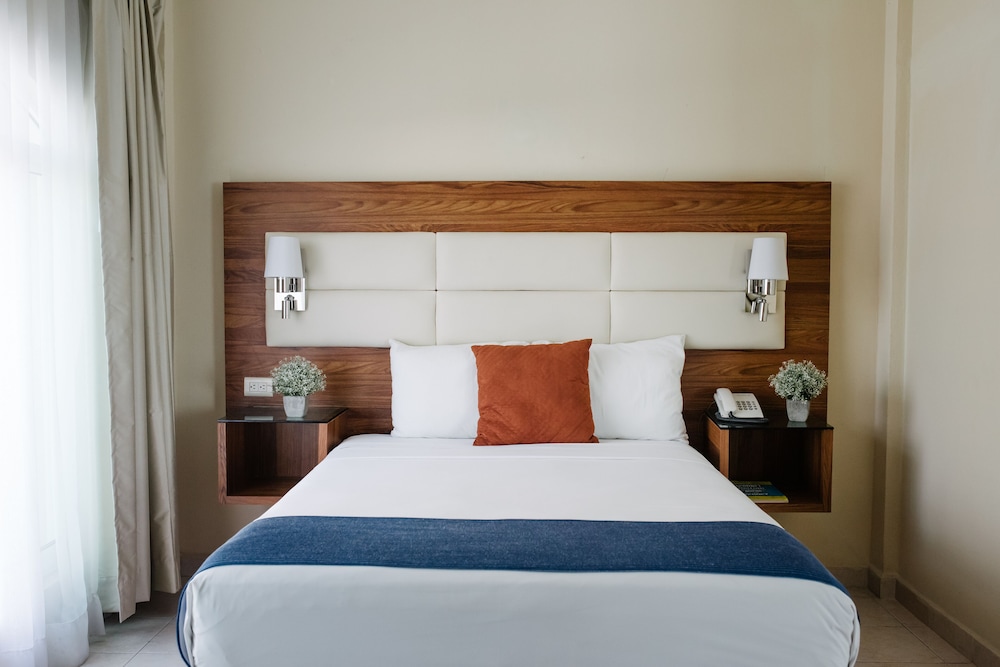 Junior Double Room, 2 Double Beds, City View, Tower - Photo 2