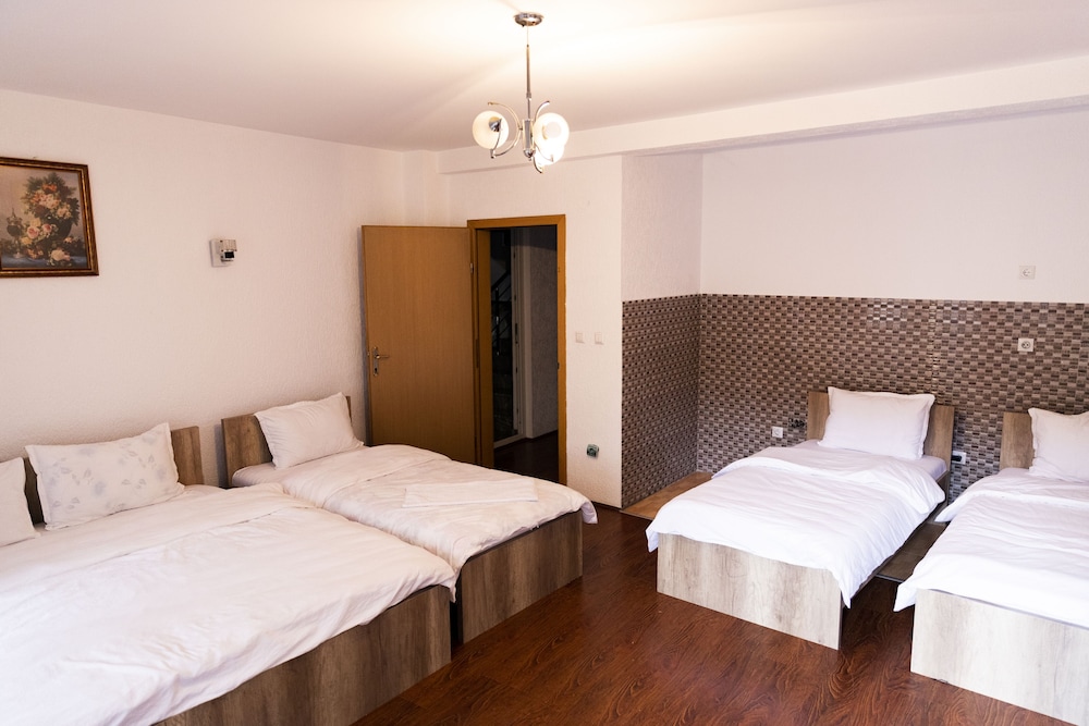 Comfort Quadruple Room photo 1