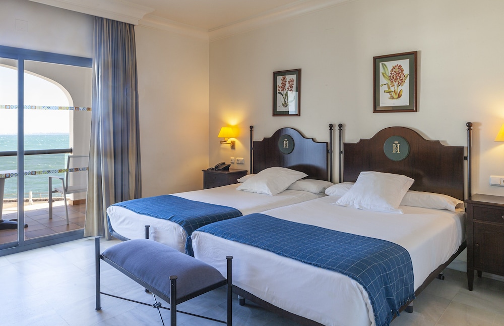 Classic Double Room, Sea View - Photo 1