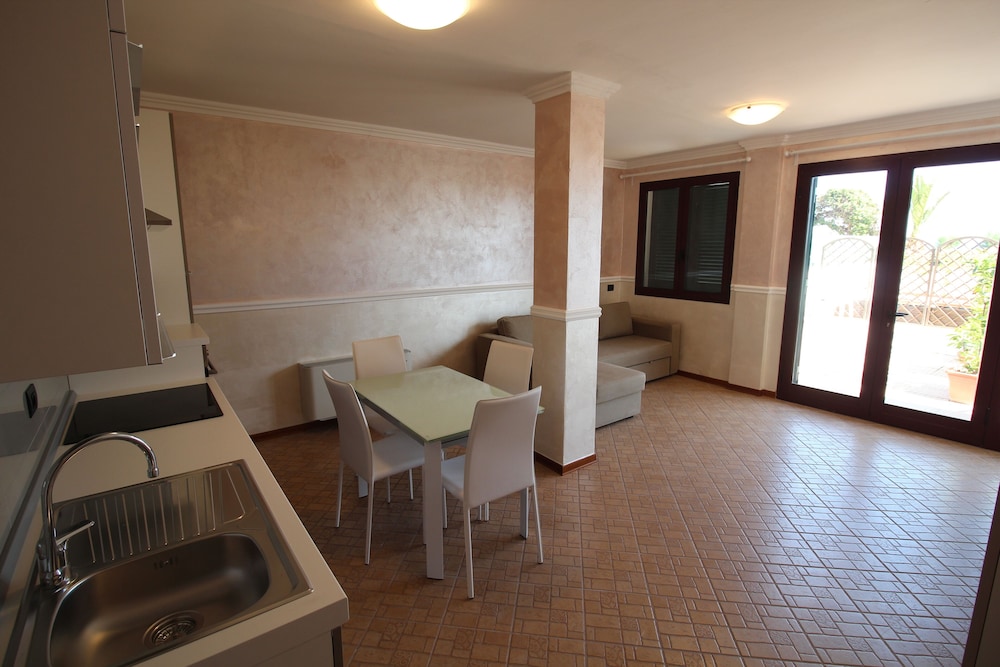 Apartment, 1 Bedroom - Photo 5