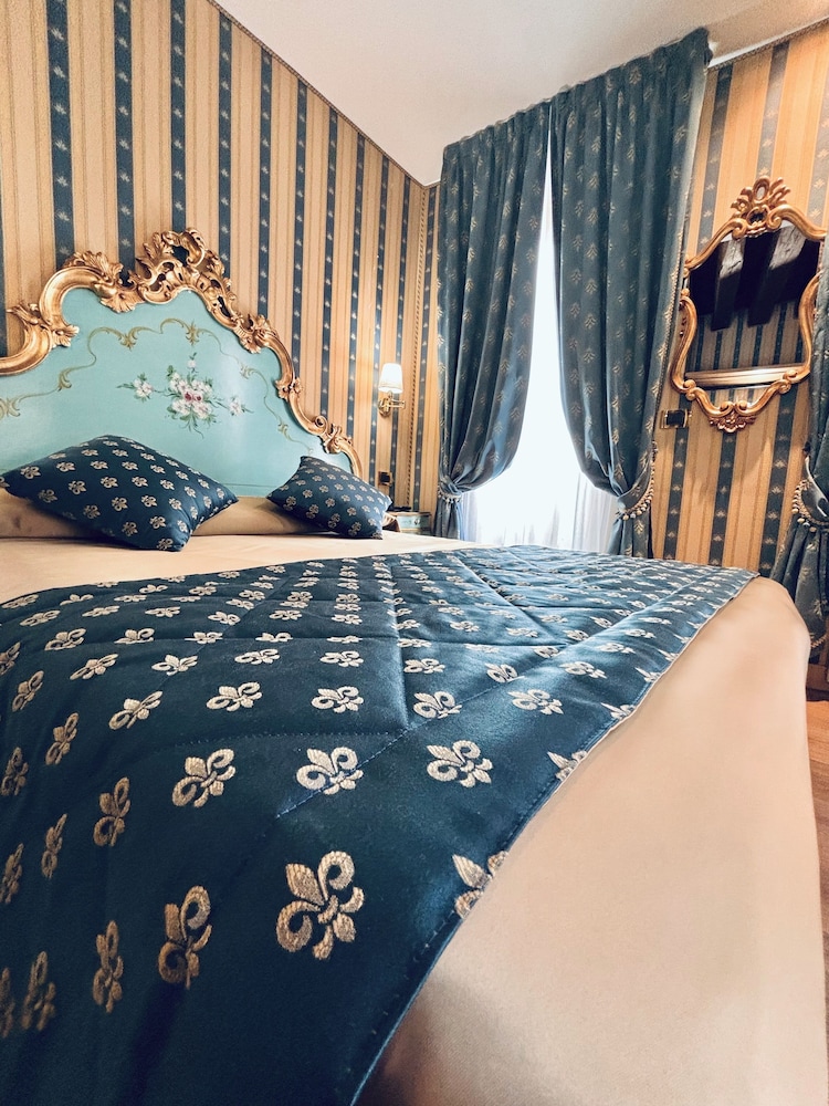 Superior Double or Twin Room, Terrace photo 2