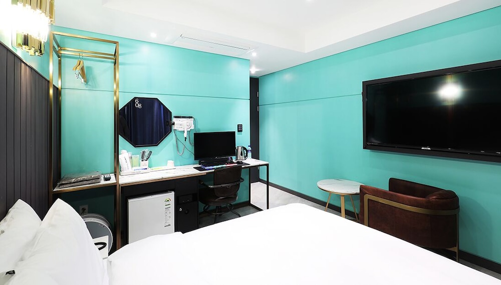 Deluxe Room - Photo 3