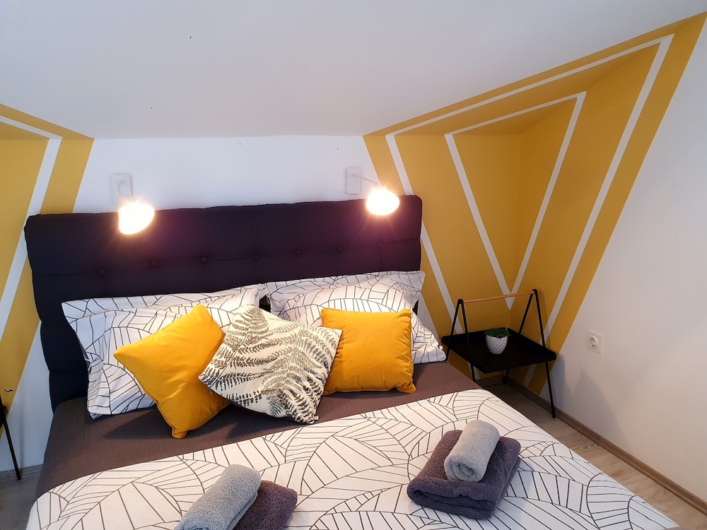 Studio Suite, 1 Double Bed, Balcony, Sea View