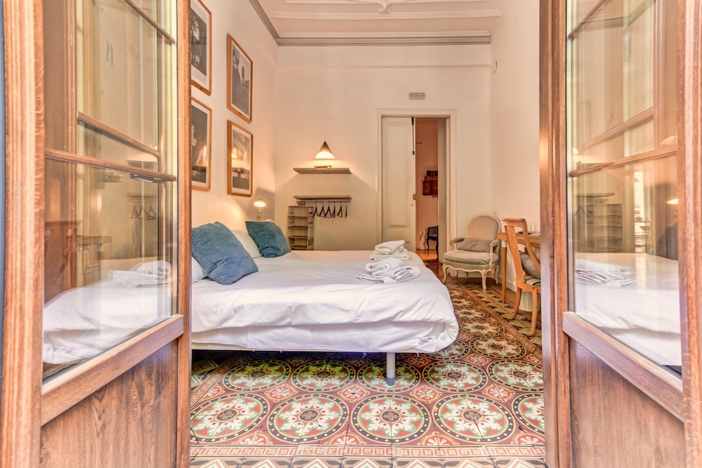 Twin Room, City View photo 3