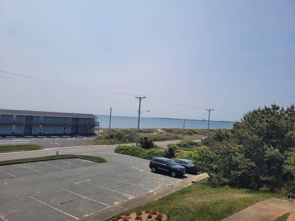 Standard Room, Partial Ocean View photo 2