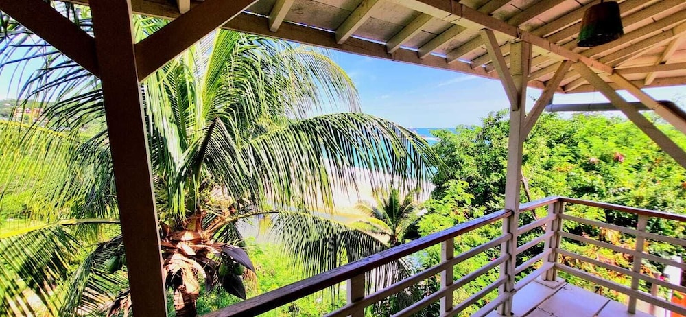 Comfort Triple Room, Multiple Beds, Sea View photo 3