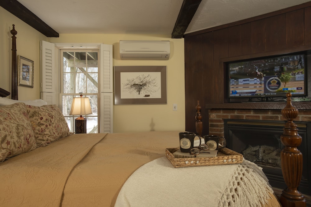 Eldridge Room photo 2