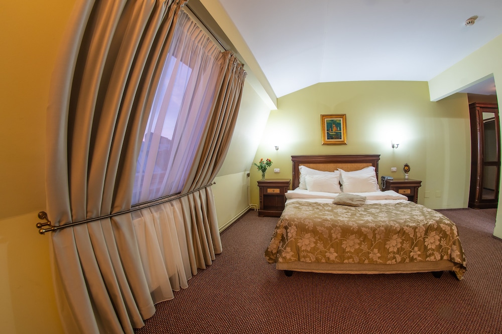 Deluxe Double Room - Photo 3