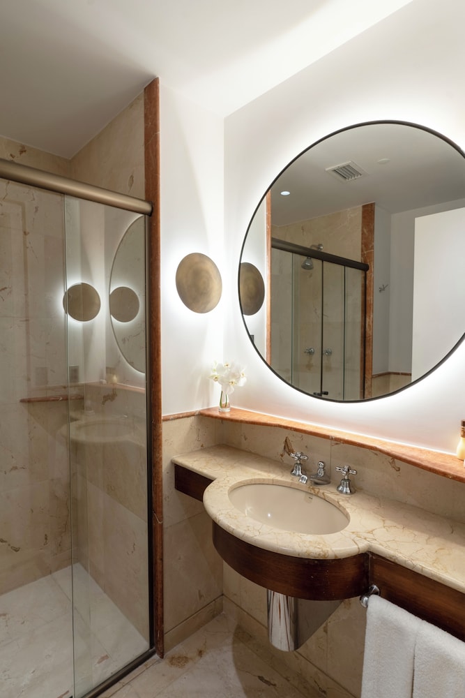 Standard Studio Suite - Photo 3
