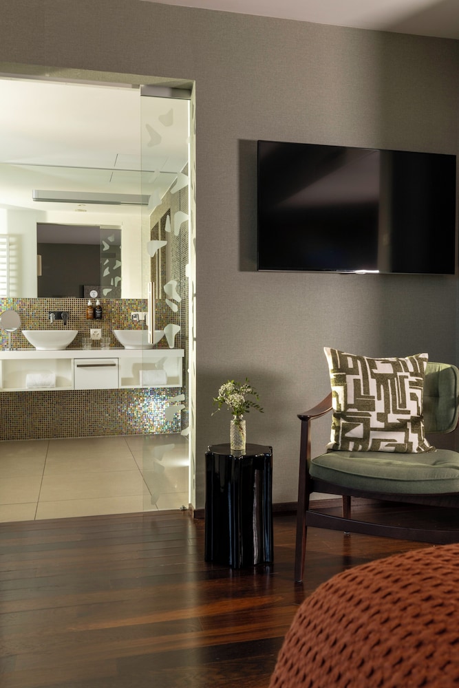 Junior Double Room - Photo 16