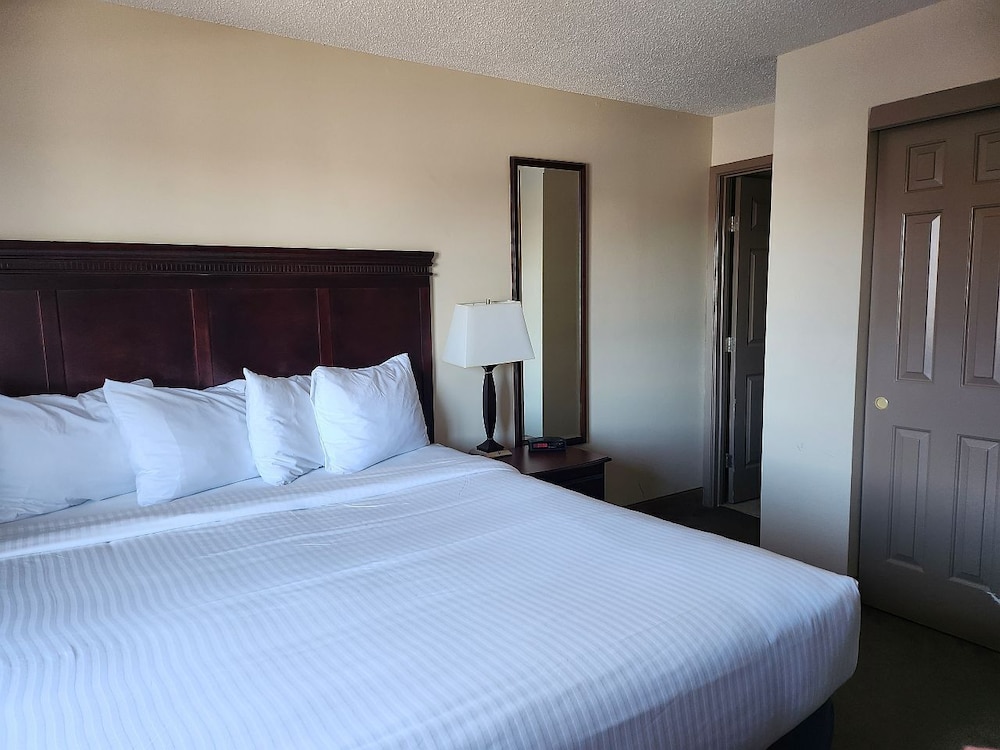 Deluxe Room - Photo 4