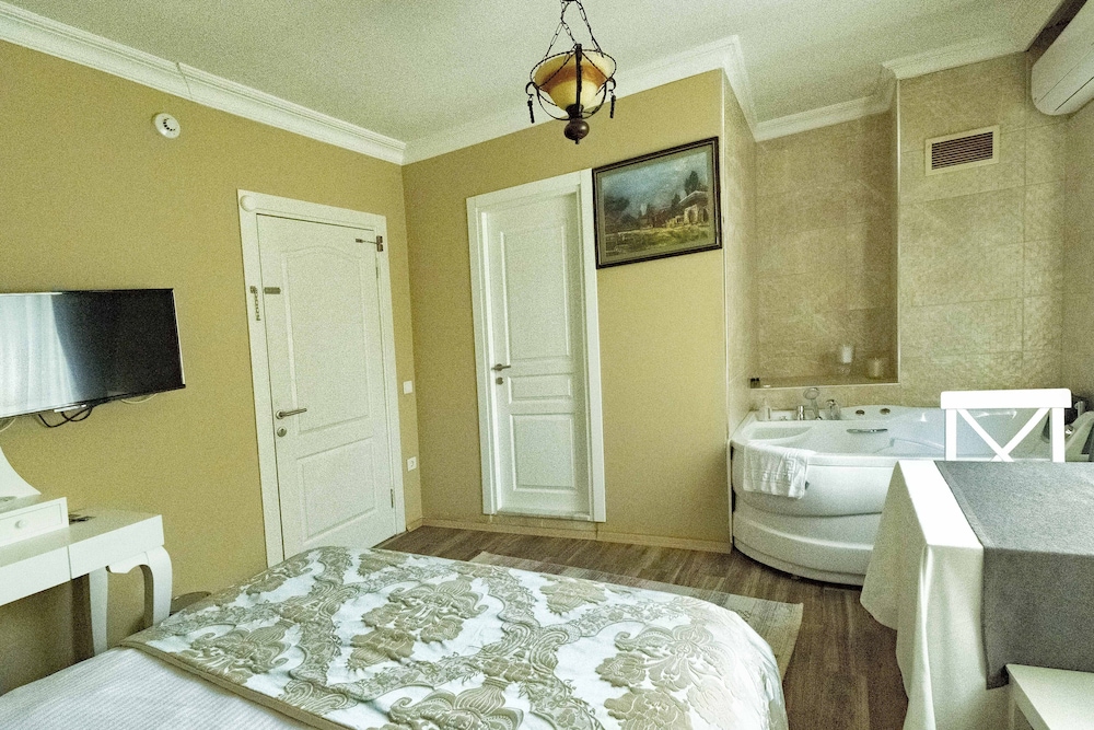 Superior Room, 1 Double Bed photo 3