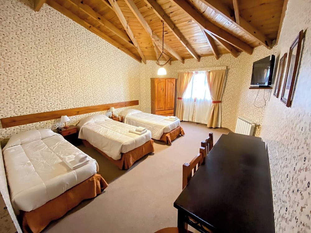 Basic Triple Room