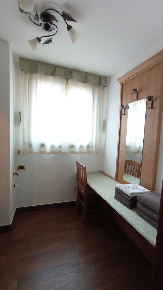 Quadruple Room photo 2