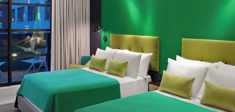 Double Room, 2 Queen Beds photo 2