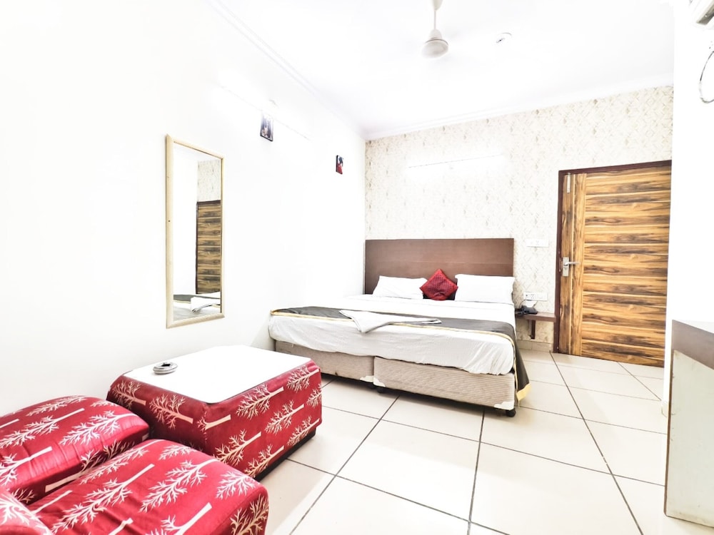 Deluxe Double Room, Multiple Bedrooms, City View